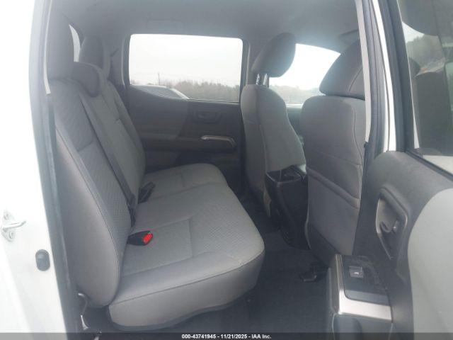 Toyota Tacoma Sr5 V6 Image 8