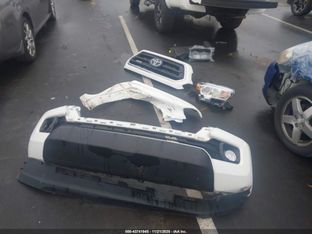 Toyota Tacoma Sr5 V6 Image 6