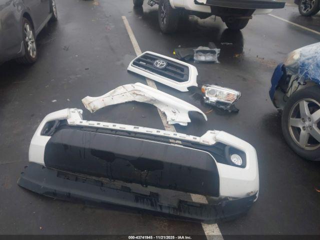 Toyota Tacoma Sr5 V6 Image 6