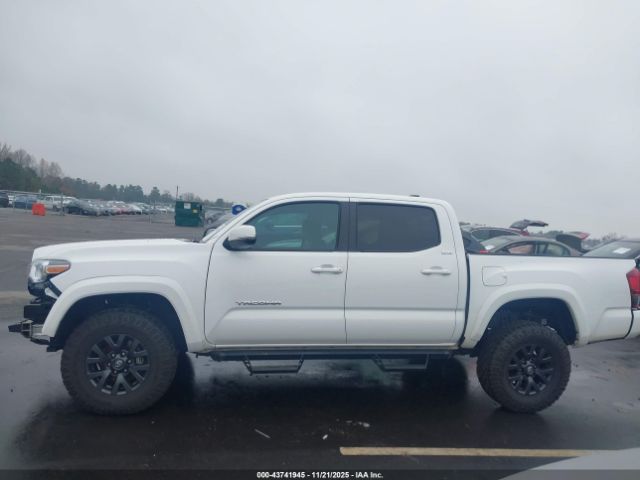 Toyota Tacoma Sr5 V6 Image 16