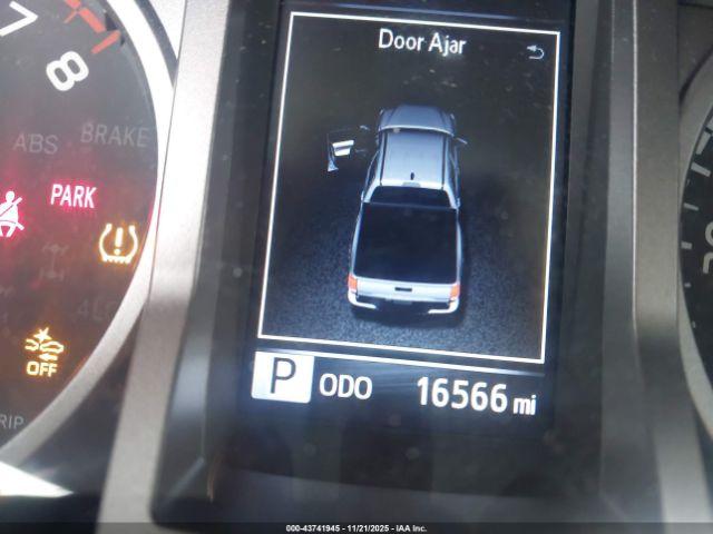 Toyota Tacoma Sr5 V6 Image 15