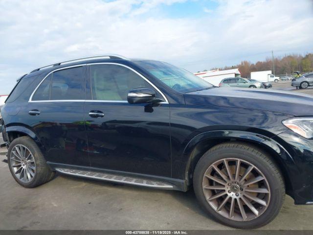 Mercedes-Benz GLE 4matic Image 17