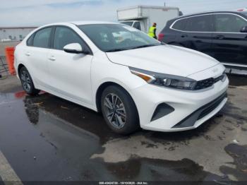  Salvage Kia Forte