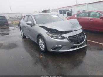  Salvage Mazda Mazda3