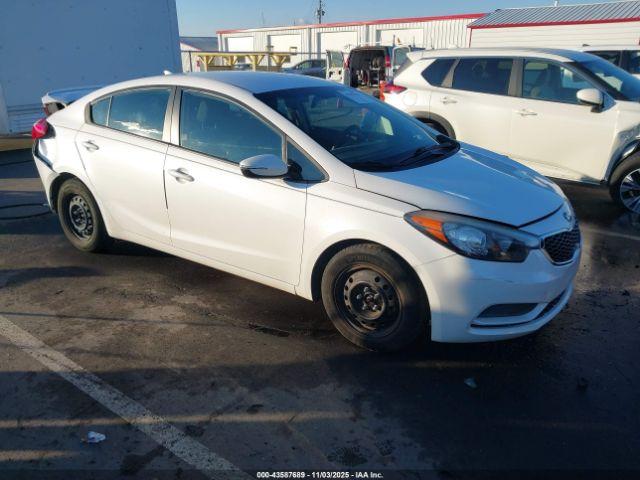  Salvage Kia Forte