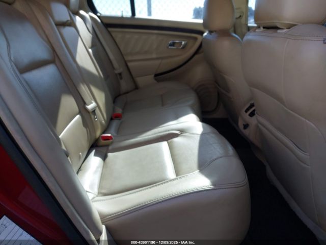 Ford Taurus Limited Image 10