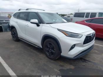  Salvage Toyota Highlander