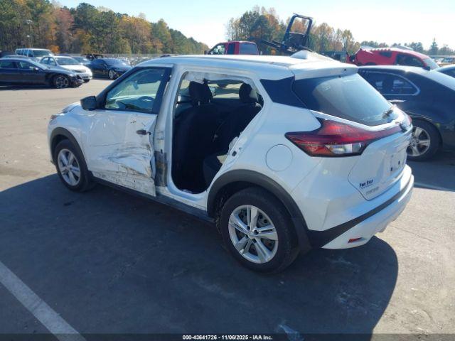 Nissan Kicks S Xtronic Cvt Image 8