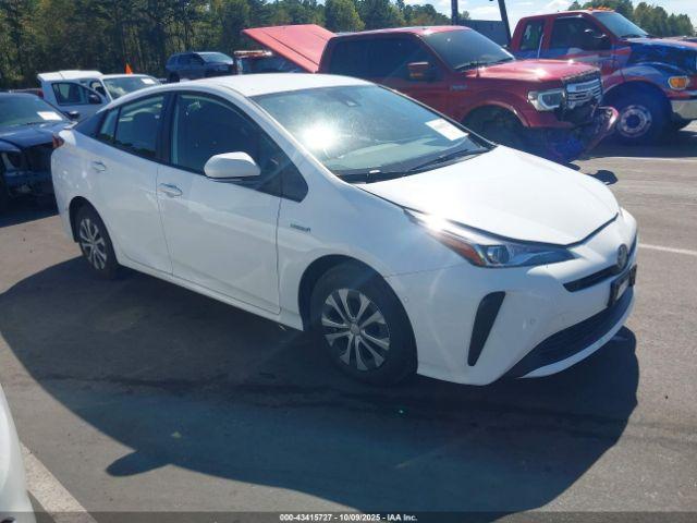  Salvage Toyota Prius