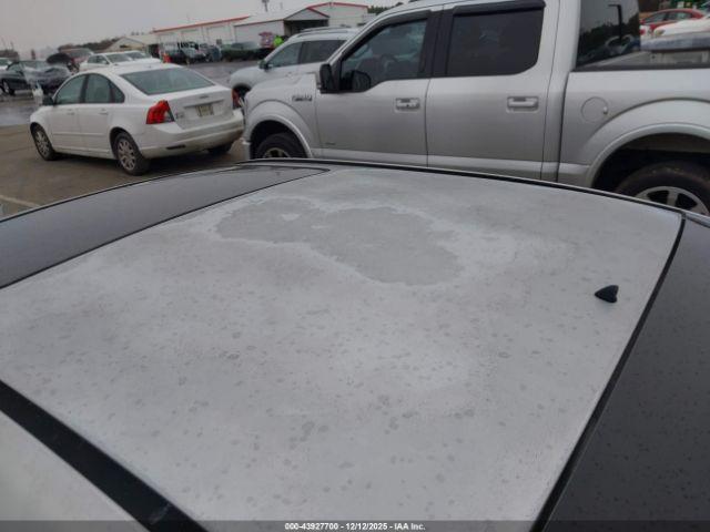 Hyundai ELANTRA Gt Image 8