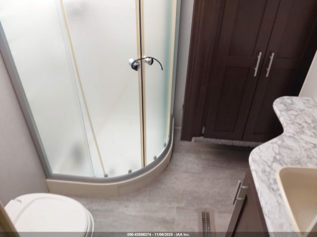 K-z Inc Sportsmen Toy Hauler 5th Image 20