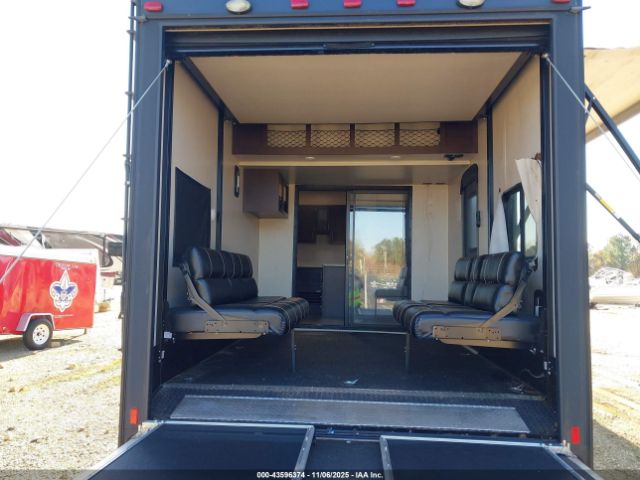 K-z Inc Sportsmen Toy Hauler 5th Image 9