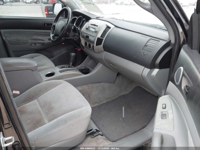 Toyota Tacoma Prerunner V6 Image 5