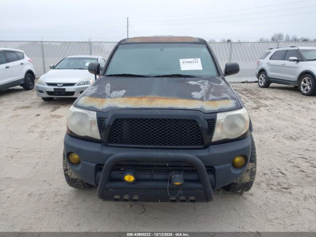 Toyota Tacoma Prerunner V6 Image 20