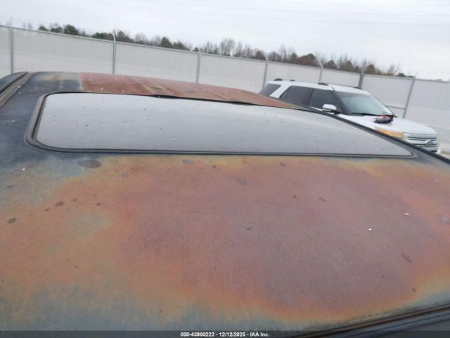 Toyota Tacoma Prerunner V6 Image 16