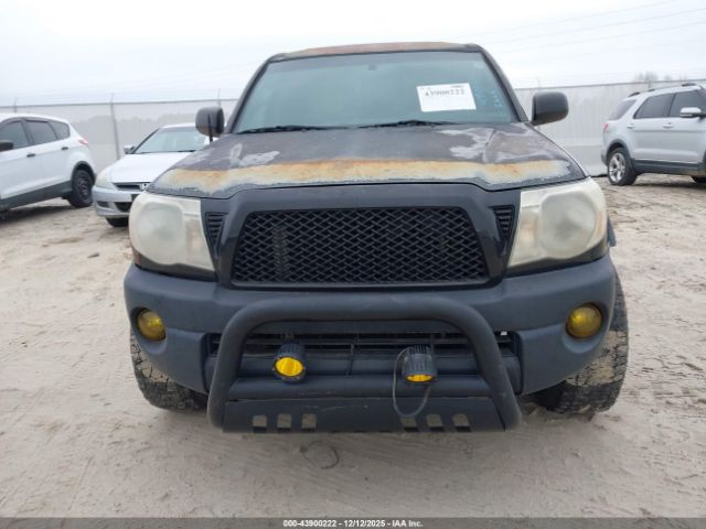 Toyota Tacoma Prerunner V6 Image 19