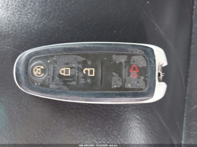 Ford Explorer Limited Image 18