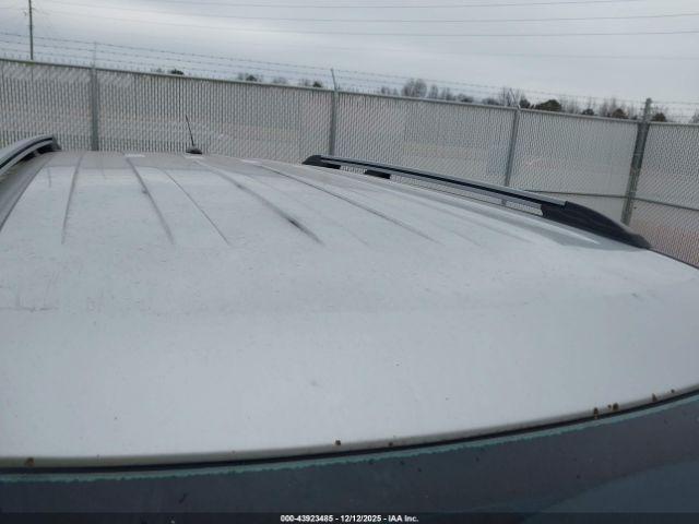 Ford Explorer Limited Image 8