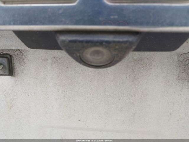 Ford Explorer Limited Image 11