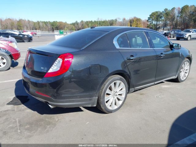 Lincoln MKS Ecoboost Image 12