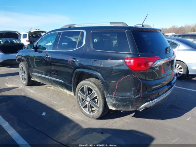 GMC Acadia Denali Image 6