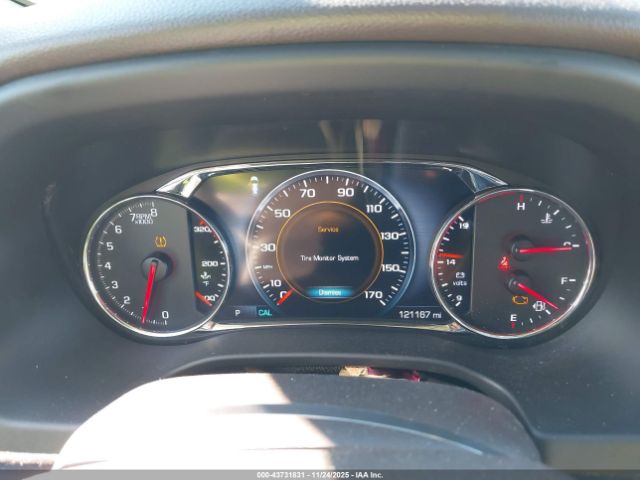 GMC Acadia Denali Image 2