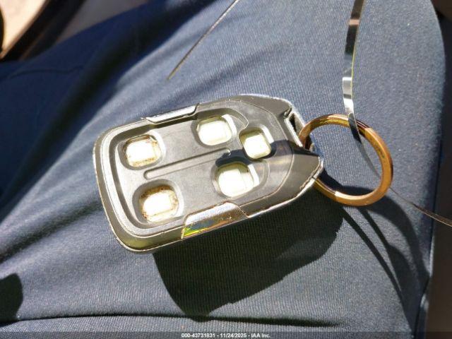 GMC Acadia Denali Image 5