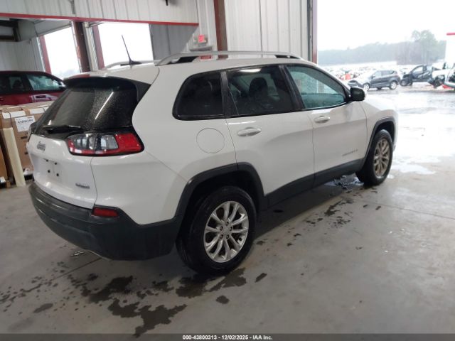 Jeep Cherokee Latitude 4x4 Image 4