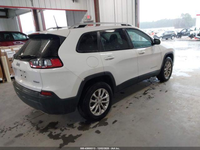 Jeep Cherokee Latitude 4x4 Image 4