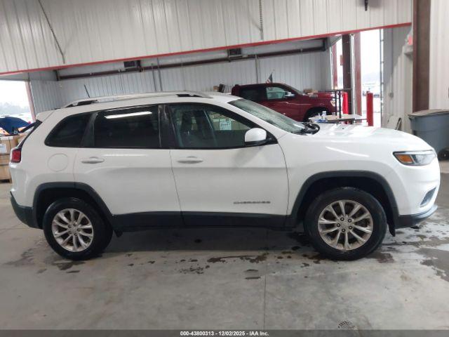 Jeep Cherokee Latitude 4x4 Image 9