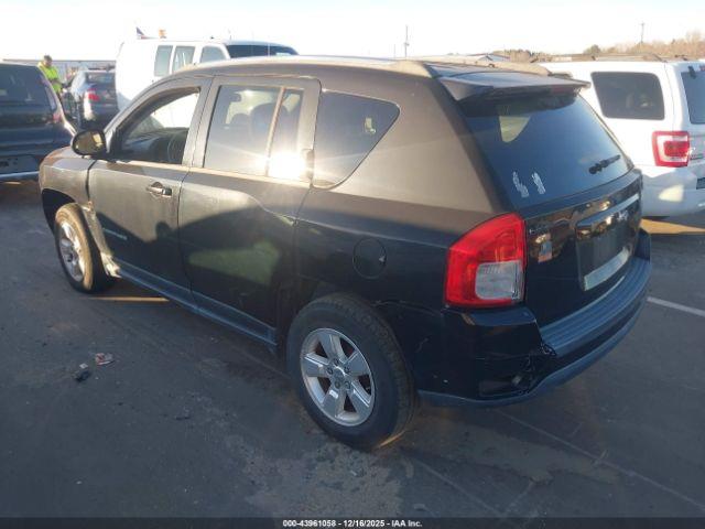 Jeep Compass Sport Image 2