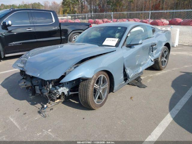 Ford Mustang Ecoboost Fastback Image 3