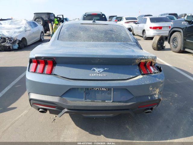 Ford Mustang Ecoboost Fastback Image 13