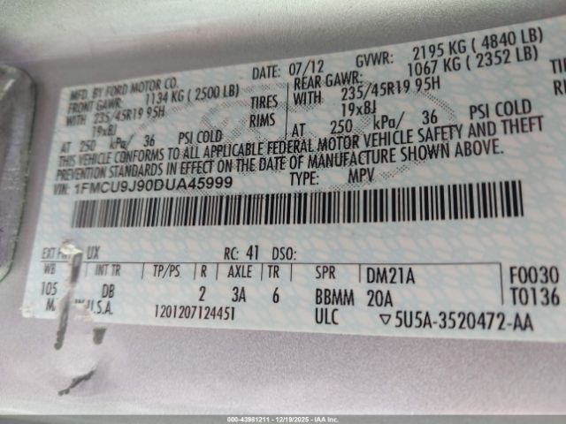 Ford Escape Titanium Image 7