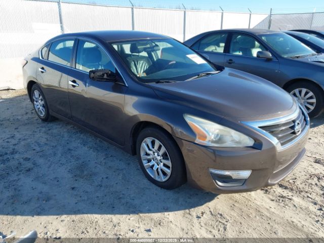 Nissan Altima Image 1