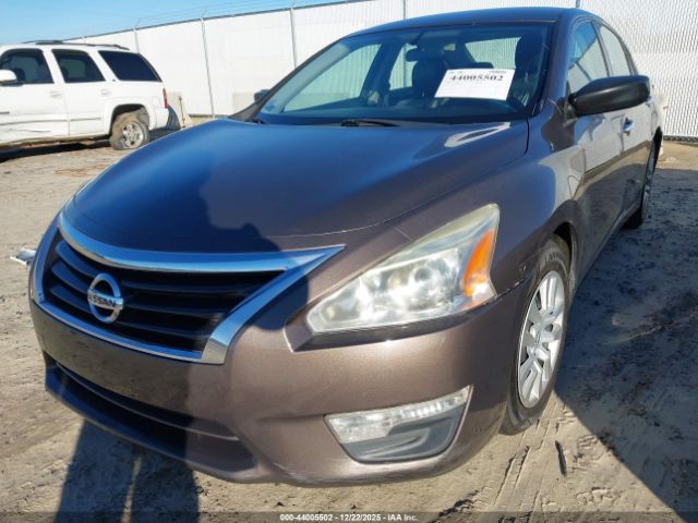 Nissan Altima Image 4