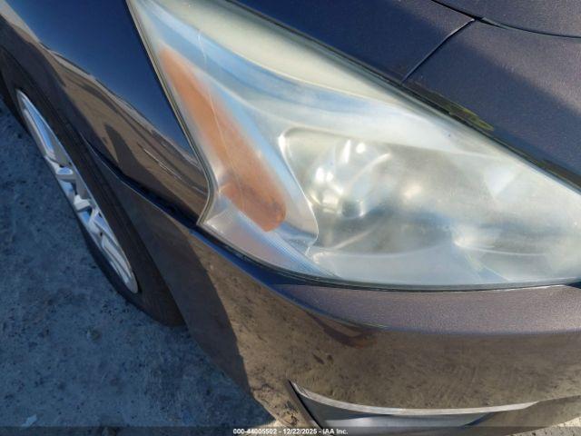 Nissan Altima Image 7