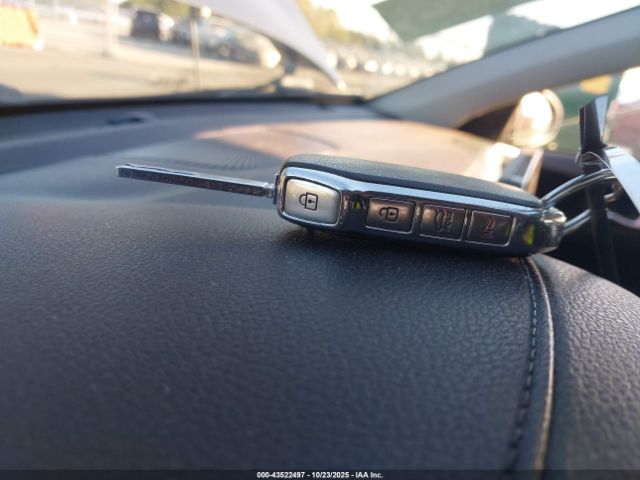 Kia Forte S Image 11