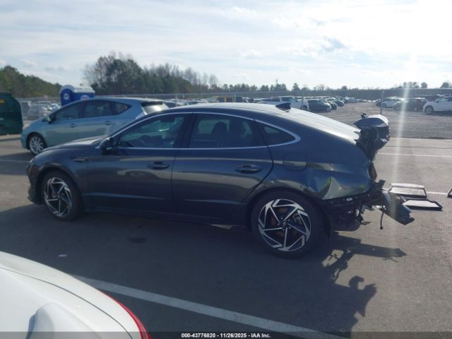 Hyundai SONATA Sel Image 16