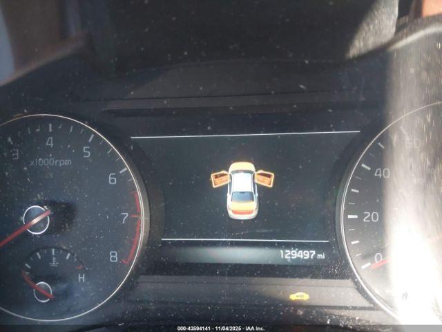 Kia Cadenza Technology Image 4