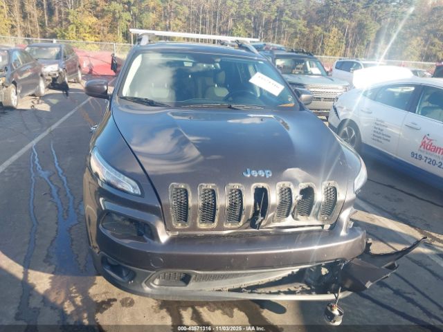 Jeep Cherokee Latitude Image 10