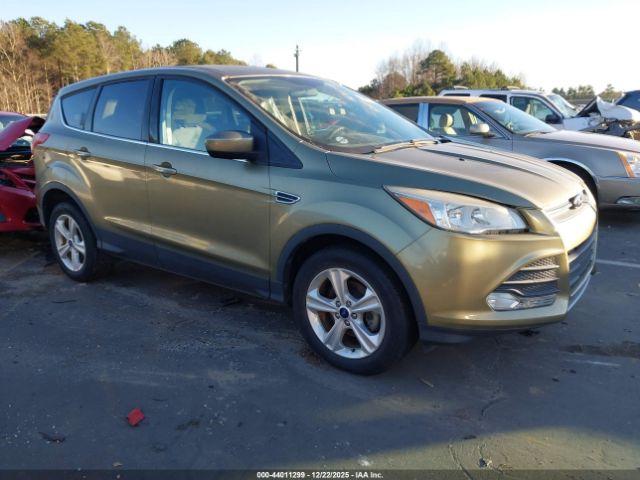  Salvage Ford Escape