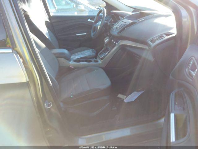 Ford Escape Se Image 4