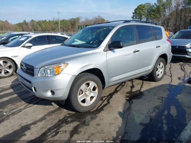 Toyota RAV4 Image 7