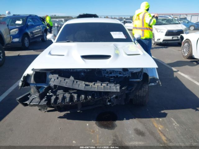 Dodge Challenger Image 3