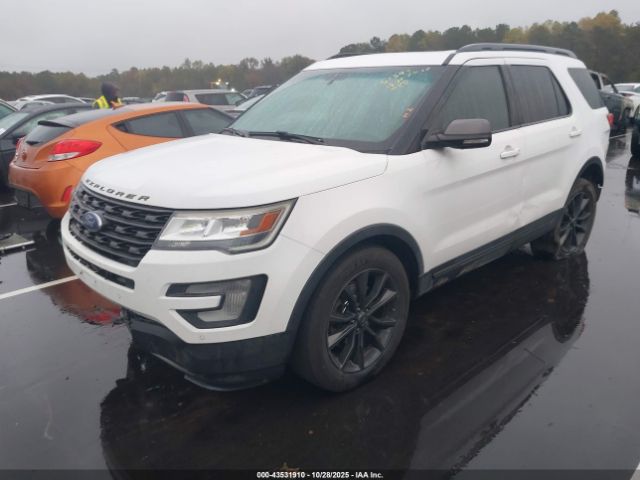 Ford Explorer Xlt Image 4