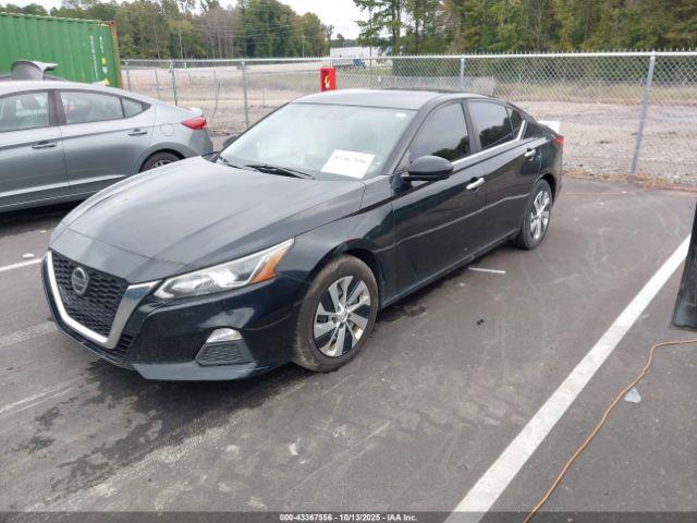 Nissan Altima 2.5 S Image 6