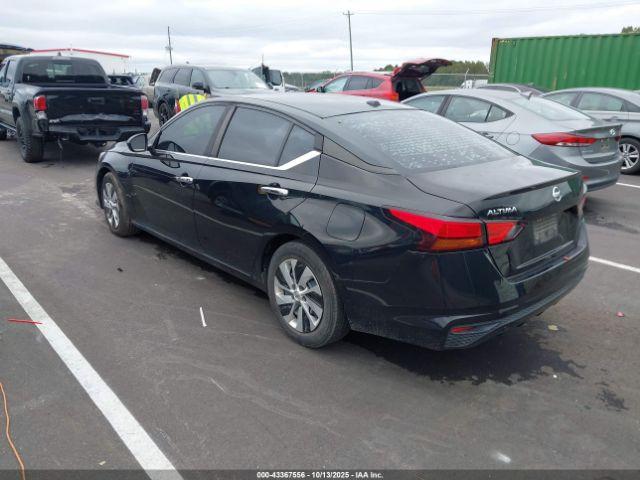 Nissan Altima 2.5 S Image 7