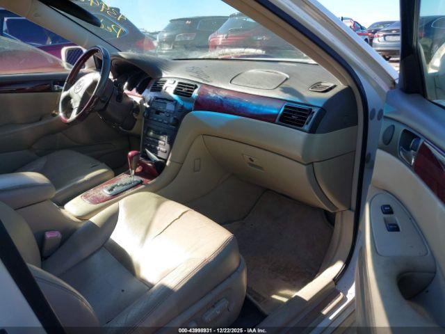 Lexus Es Image 10