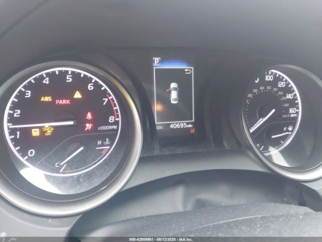 Toyota Camry Se Image 15